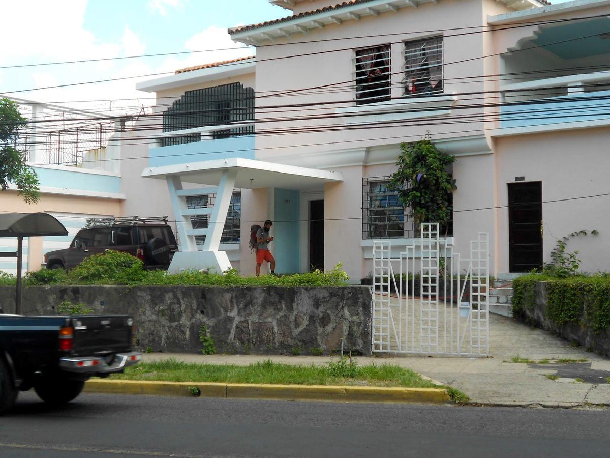 Hostal Cumbres Del Volcan Flor Blanca San Salvador Eksteriør billede